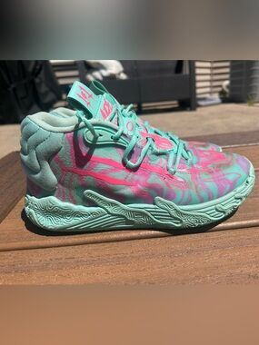 Puma Melo youth size 6
